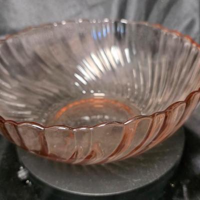 Arcoroc France Rosaline Pink Swirl 9" Glass Serving Bowl Scalloped Rim