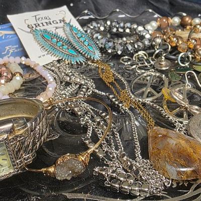 Vintage Jewelry Bundle with Turquoise Earrings Agate Pendant Watch Bundle 2