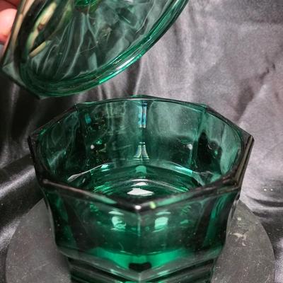 Vintage Indiana Glass Teal Green Octagon Concord Lidded Candy Dish