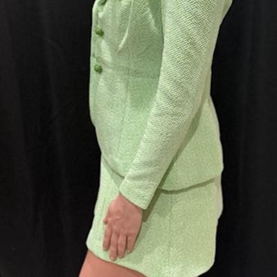 3 Skirt Suit Outfits