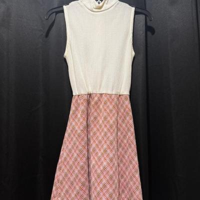 3 Skirt Suit Outfits