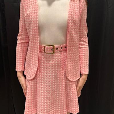3 Skirt Suit Outfits