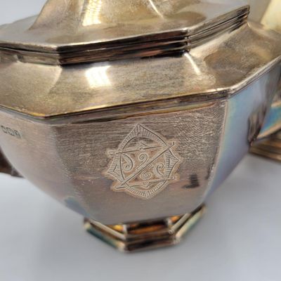 1183 - 2 Piece Tiffany & Co Sterling Silver Coffee and Tea Pot