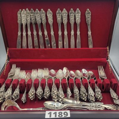 1189 - Silver Plated - Baroque Pattern - By Godinger