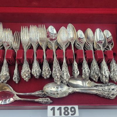 1189 - Silver Plated - Baroque Pattern - By Godinger