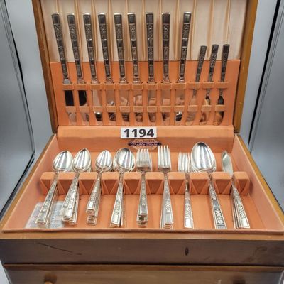 1194 - Reed and Barton Roman Court Silver Plate Service