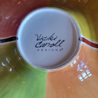 1206 - 8 Pieces Vicki Carroll Modern Dishes