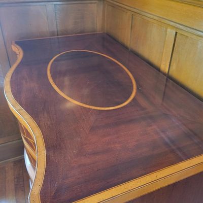 1220 - Ox Bow Inlaid Hepplewhite style 4 Drawer Chest Williamsburg Reproduction