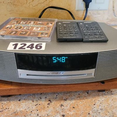1246 - Bose CD Player and Radio