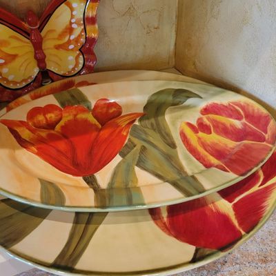 1248 - Contents of 3 Shelves Dishes, Teapots and Decor