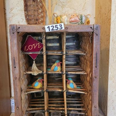 1253 - French Wine Basket and Contents