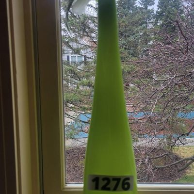 1276 - Green Opalescent Vase