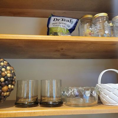 1300 - 5 Shelves of Misc. Kitchenware