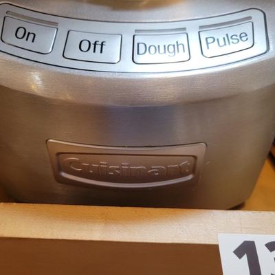 1313 - Contents of 2 Kitchen Drawers