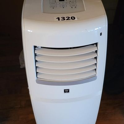 1320 - Portable Air Conditioner