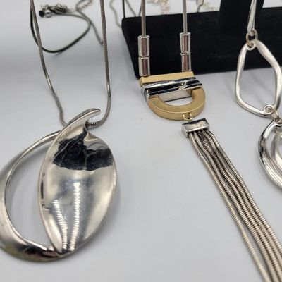 1325 - Lot of 4 Silver Tone Necklases