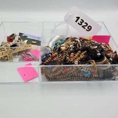 1329 - Lot of Broken and Misc Costume Jewelry