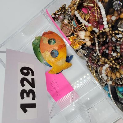 1329 - Lot of Broken and Misc Costume Jewelry