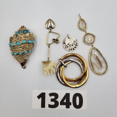 1340 - Lot of 5 Costume Pendants