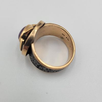 1355 - 18k Gold and Cabochon Cut Star Ruby Ring Sz. 11