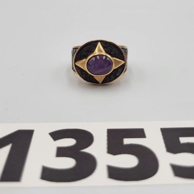 1355 - 18k Gold and Cabochon Cut Star Ruby Ring Sz. 11