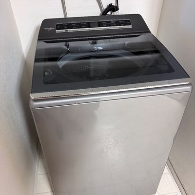 Sale Photo Thumbnail #7: Whirlpool Smart Capable w/Load and Go High Efficiency 2-Piece Removable Agitator Extra Large ( 5.3-cu ft ) Top-Load Washer