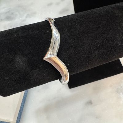 Vintage Avon Cuff Bracelet L2