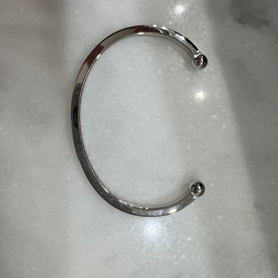 Vintage Avon Cuff Bracelet L1