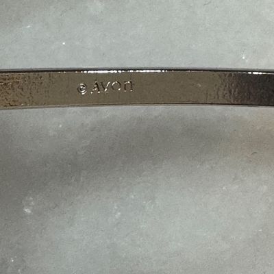 Vintage Avon Cuff Bracelet L1