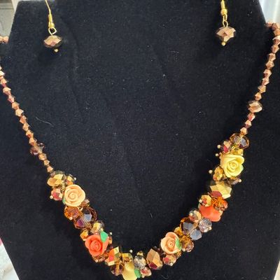 Beautiful Necklace and Earrings Set F22