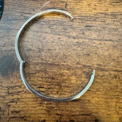 Very Pretty Stainless Steel Bangle K2