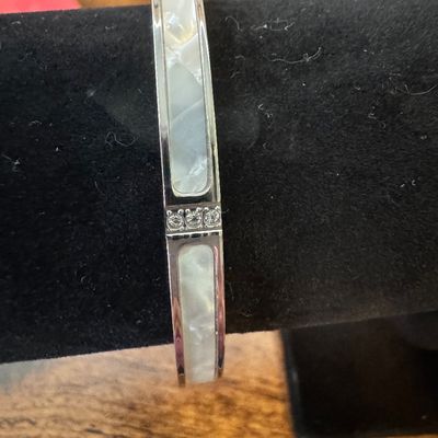 Very Pretty Stainless Steel Bangle K2