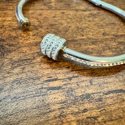 Cute And Sparkly Stainless Steel Bangle K2