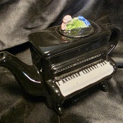 Vintage Black Piano Novelty Teapot Ceramic Music Lover Tea Pot Decor