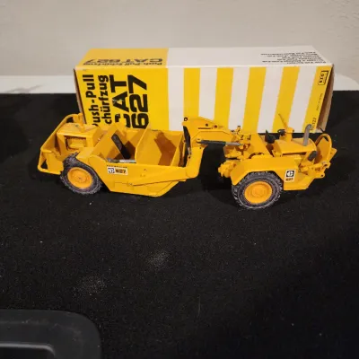 Vintage NZG 127 Caterpillar 627 Push-Pull Scraper 1:50 Diecast Model W/ Box W.Germany