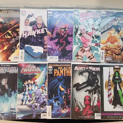 Marvel Comic Book Lot Fantastic Four Black Panther Hawkeye & Much More