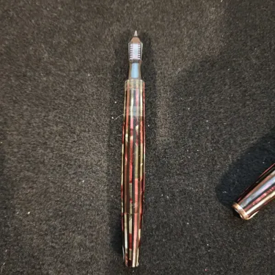 High Value 3 to 4 Figure Vintage Parker Duofold Striped Fountain Pen Dusty Red Celluloid Blue Diamond Cap Rare