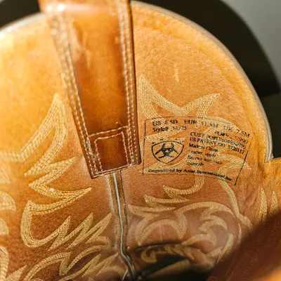 Vintage Ariat Cowboy Boots | Size 8.5