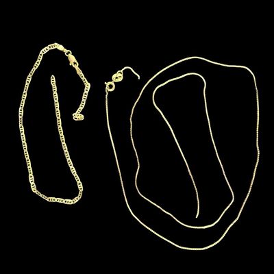 Sale Photo Thumbnail #151: This includes a 14K yellow gold box chain (24”L), and a 14K gold bi-color ankle bracelet (9.5”L). Both chains are broken, and need repair. The total weight is 5.00 grams. [AG]