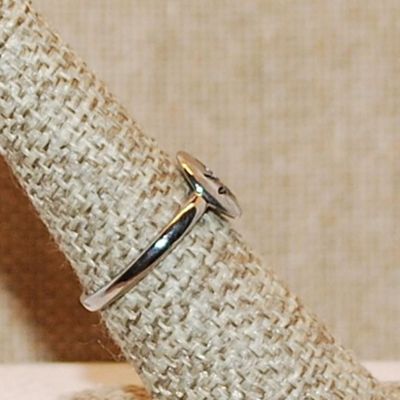 Size 7 Marked .925 "Marijuana" Leaf Ring on a Silver Band (2.3g)