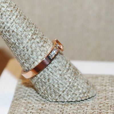 Size 8¼ Rose Gold "Love Forever" Ring with Loop & 7 Square Clear Stone Sides on a Rose Gold Band (2.4g)