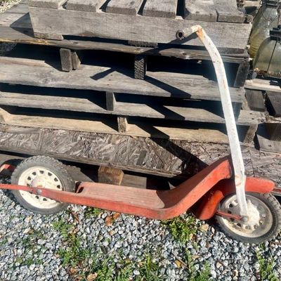 Sale Photo Thumbnail #41: Vintage Little Scooter