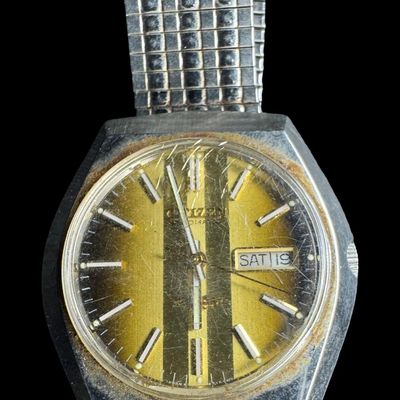 Sale Photo Thumbnail #269: Includes a Westclox pocket watch, a Citizen wristwatch, a Sulina watch, and a Casio digital wristwatch. Total of four watches. One is missing the original band. Not tested. [PM]