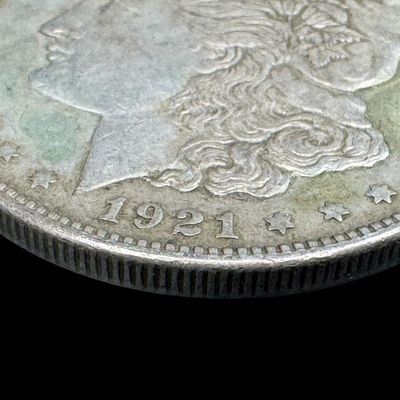 Sale Photo Thumbnail #618: This 1921 Morgan is not graded. The silver content is 90%. [PM]