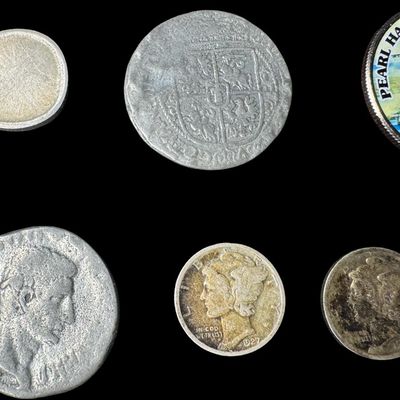 Sale Photo Thumbnail #695: Includes Buffalo nickels, Mercury dimes, 1891 five centavos, Pearl Harbor commemorative Kennedy half dollar, Rutherford B. Hayes Presidential dollar, and more. Total of 14 pieces. Some coins have 90% silver content. [GG]