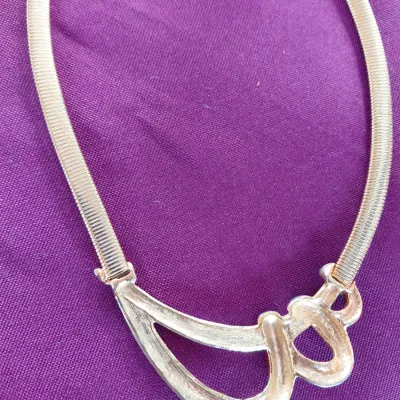 Excellent vintage multi color necklace on gold chain