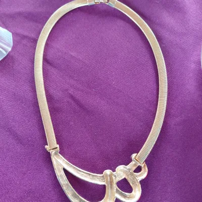 Excellent vintage multi color necklace on gold chain