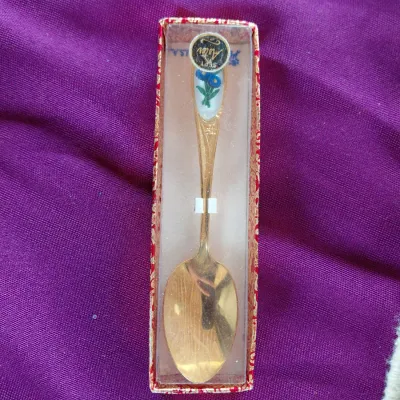 Goldtone Floral Sept Spoon in Original Storage Case