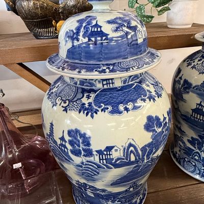 Sale Photo Thumbnail #105: Large Blue and White Chinoiserie Porcelain Temple Jar with Pagoda Scene