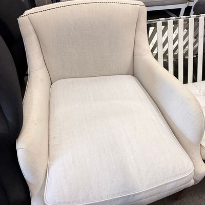 Sale Photo Thumbnail #118: Hickory Chair Co. Earl Club Chair